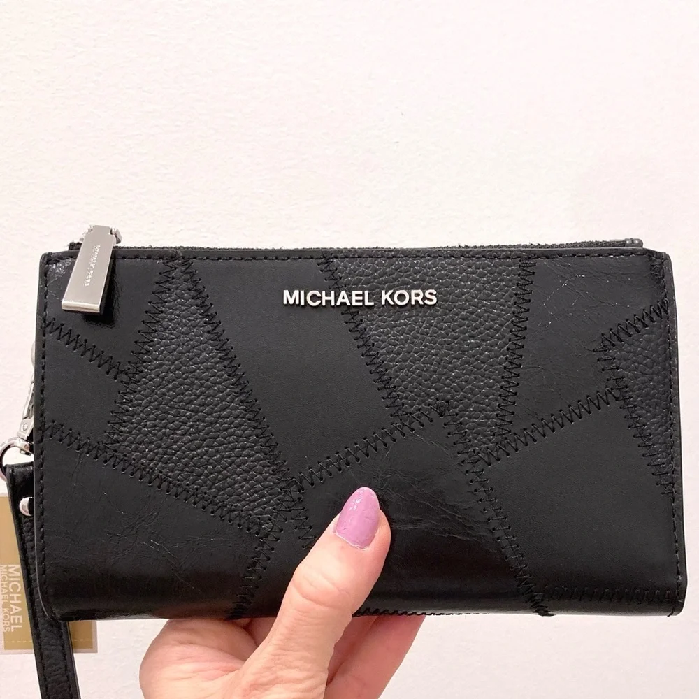 Michael Kors Adele Black Smartphone Patchwork Leather Wristlet Wallet